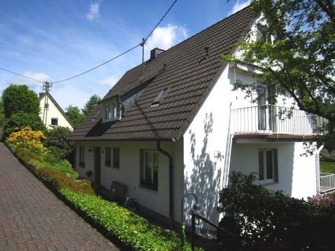 Einfamilienhaus mit großem Grundstück in Netphen